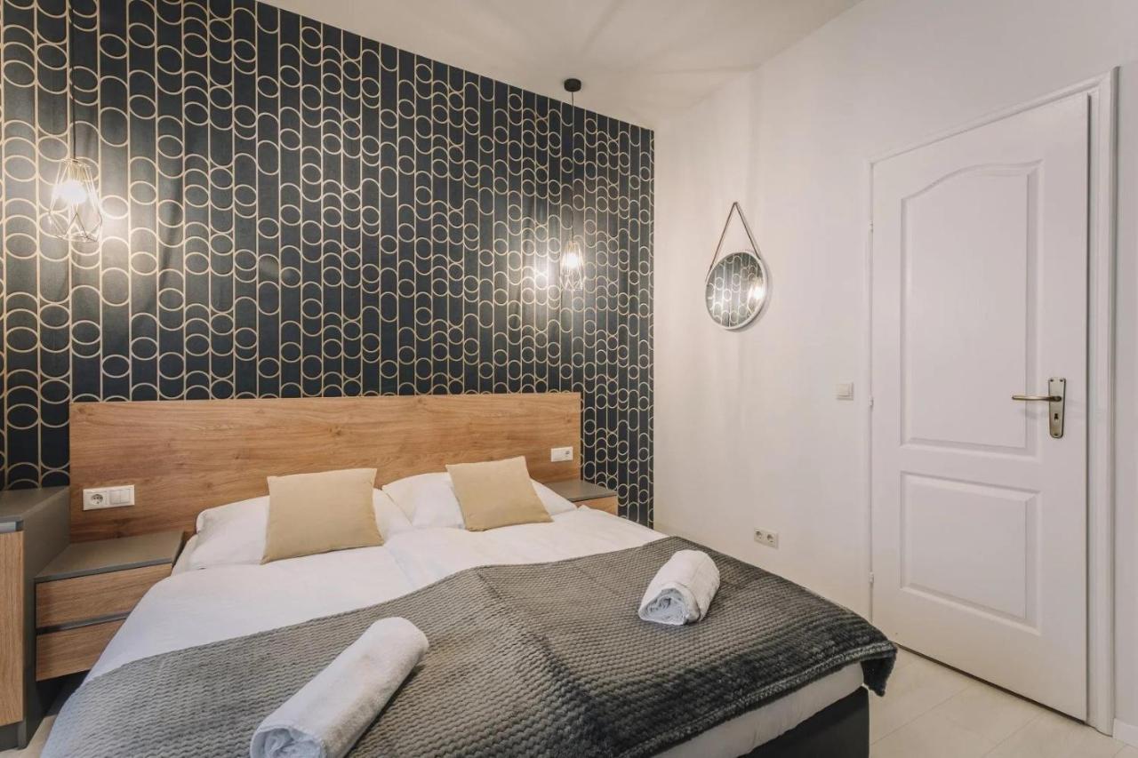 גיור Apartmanhaz Soho מראה חיצוני תמונה